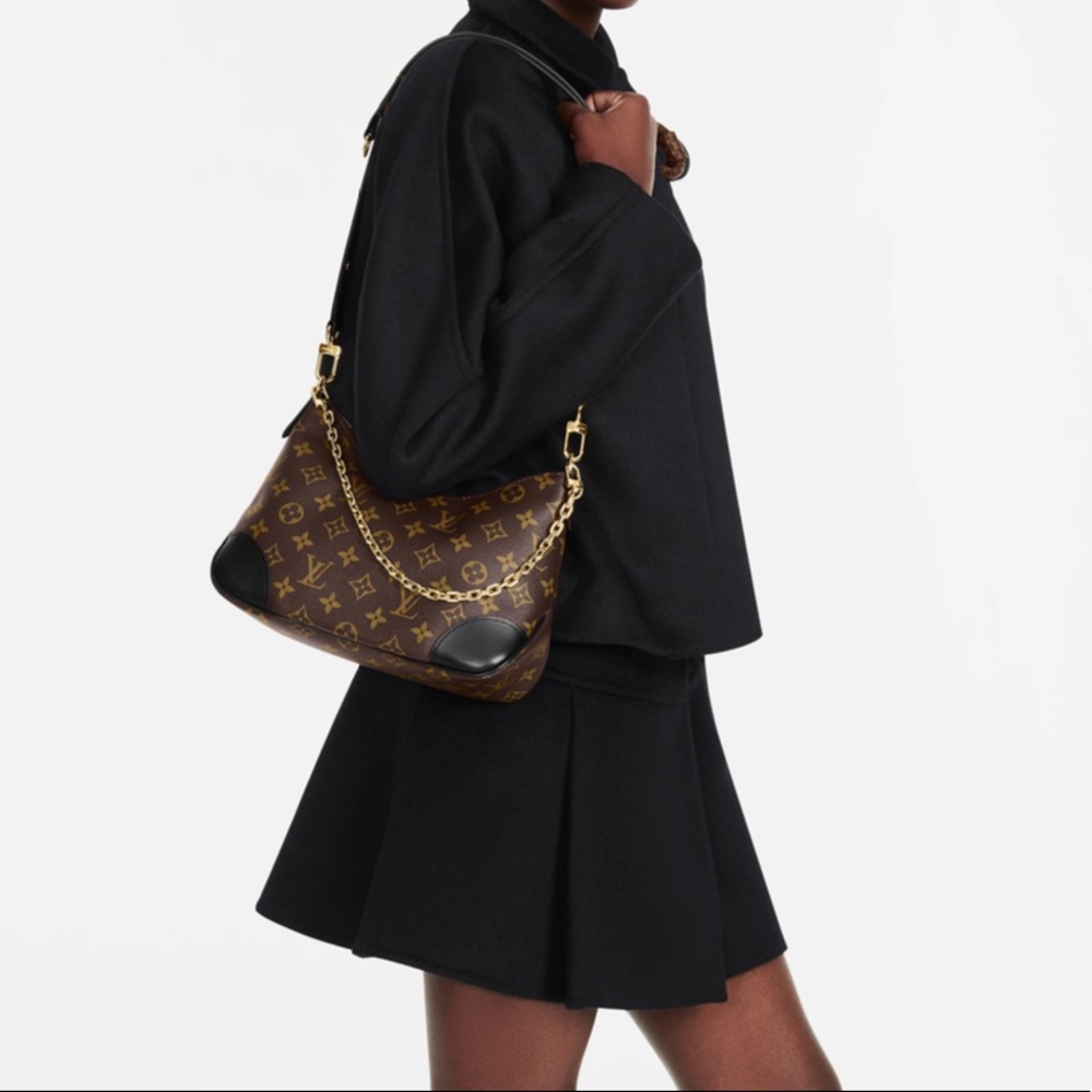 ✨LV Boulogne Purse✨